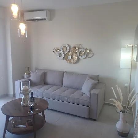 Marea Apartment Nikiana